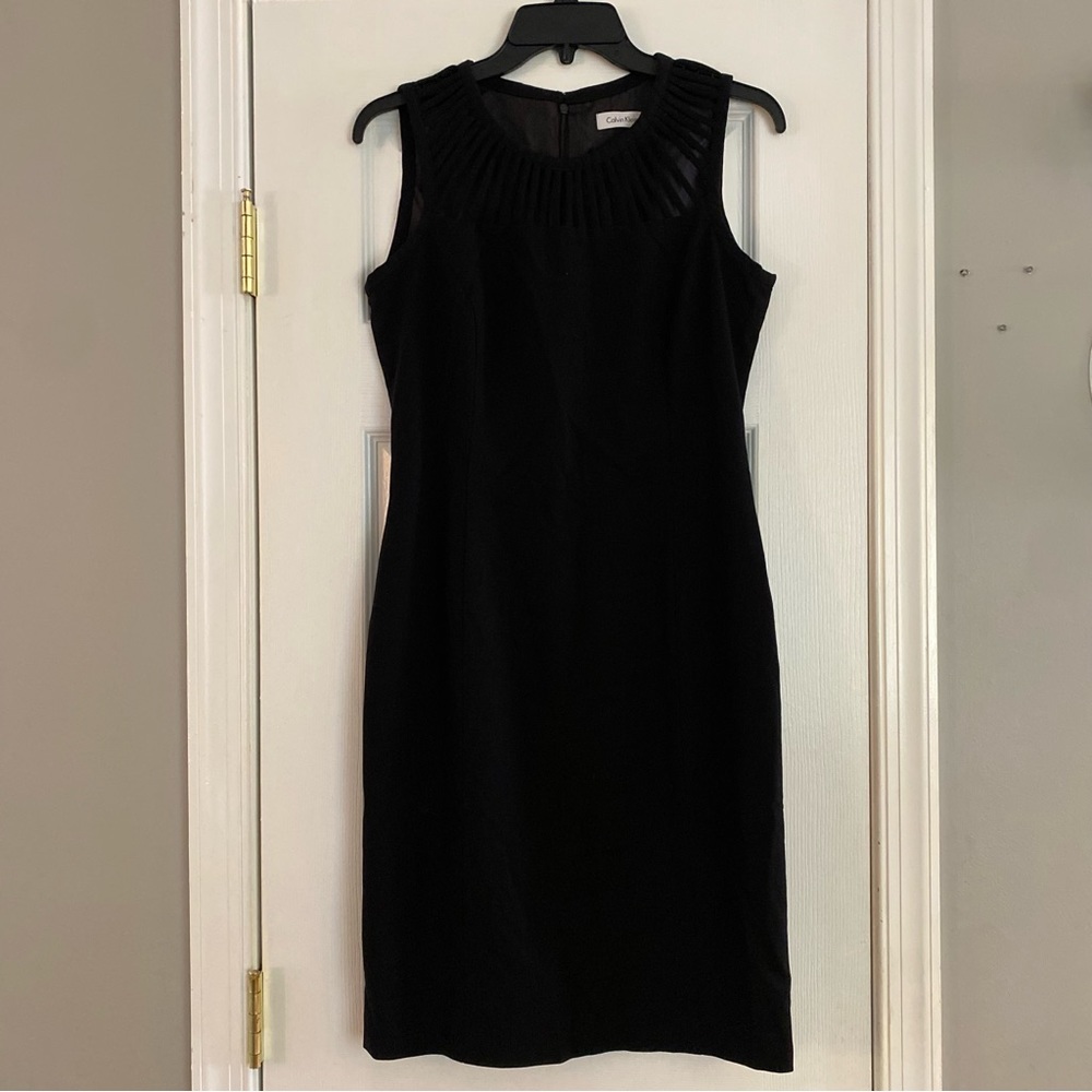 Calvin Klein Women’s Little Black Dress Sheath Cutout Dress Size 4 LBD Business